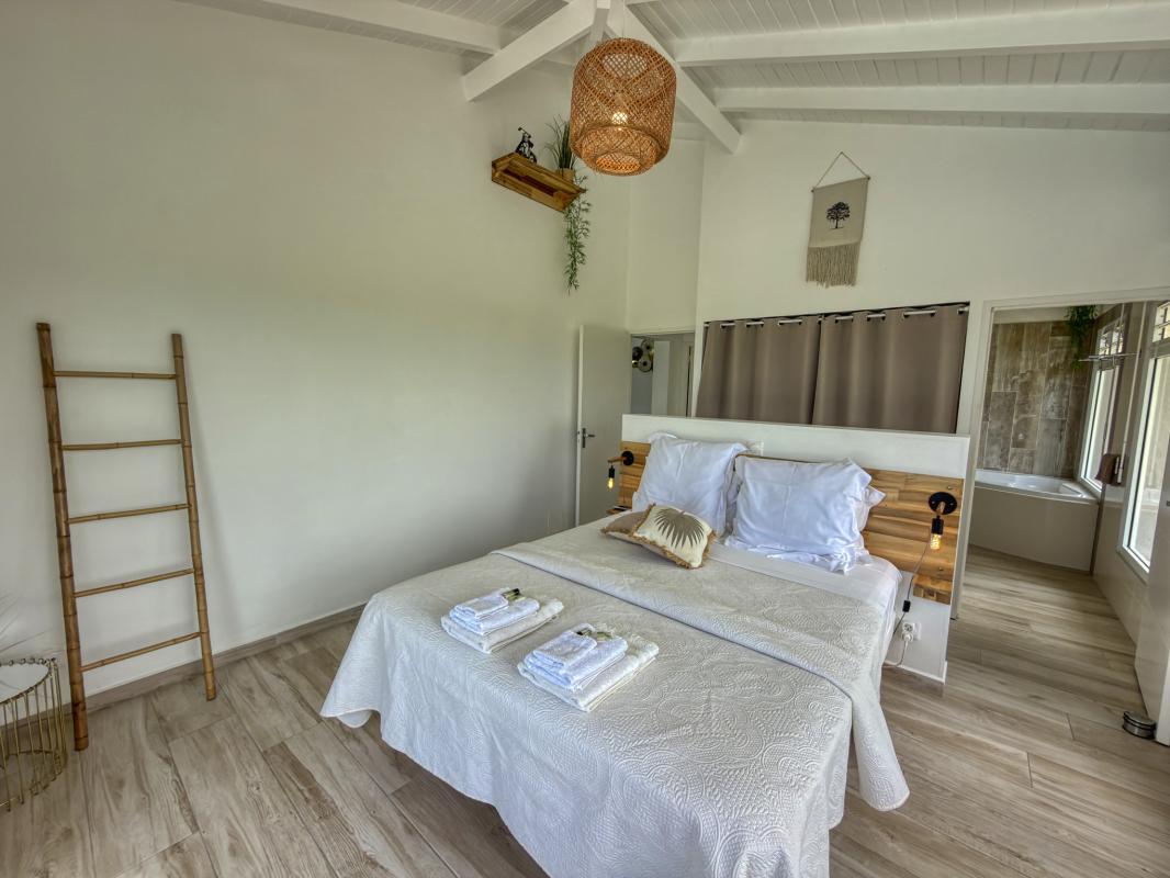 19.Location villa 3 chambres piscine vue mer Le Gosier Guadeloupe
